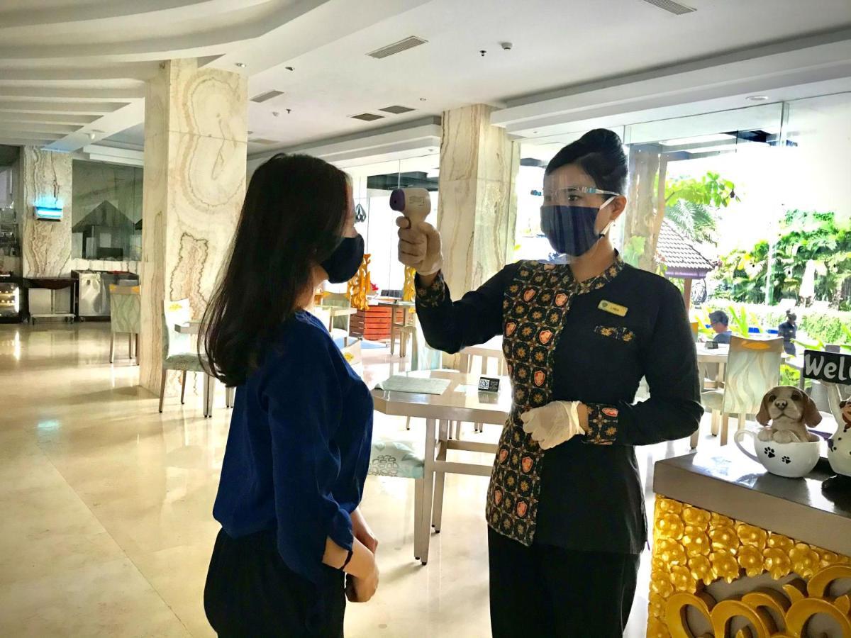 Kj Hotel Yogyakarta Extérieur photo