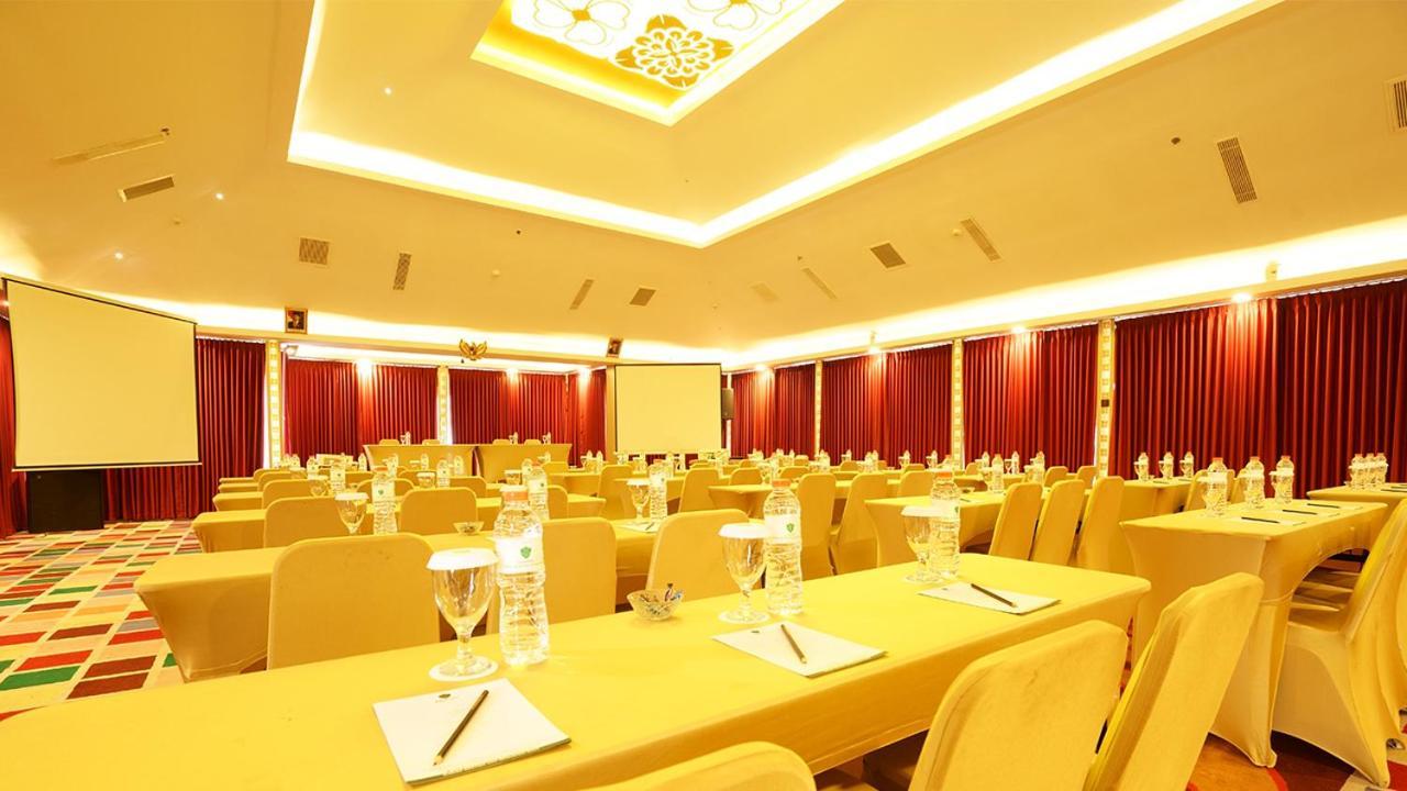 Kj Hotel Yogyakarta Extérieur photo