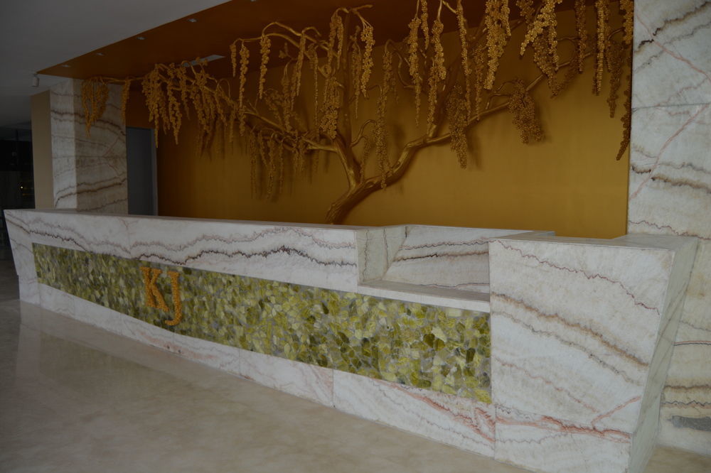 Kj Hotel Yogyakarta Extérieur photo