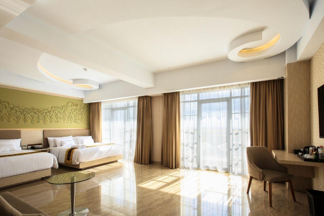 Kj Hotel Yogyakarta Extérieur photo
