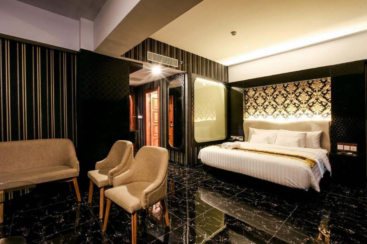 Kj Hotel Yogyakarta Extérieur photo