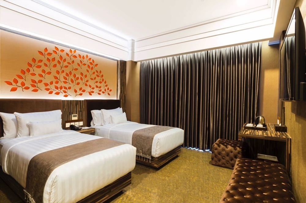 Kj Hotel Yogyakarta Extérieur photo