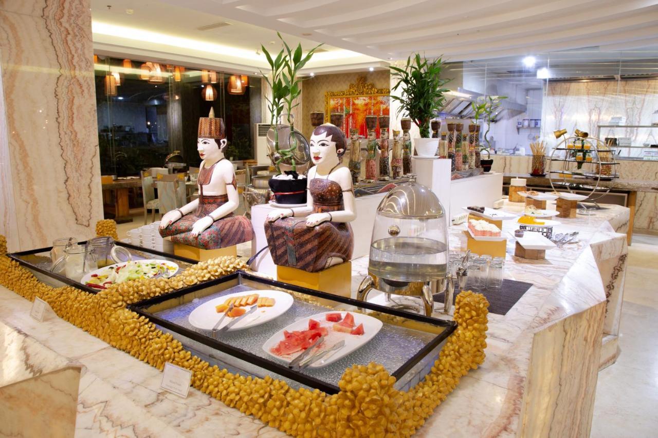 Kj Hotel Yogyakarta Extérieur photo